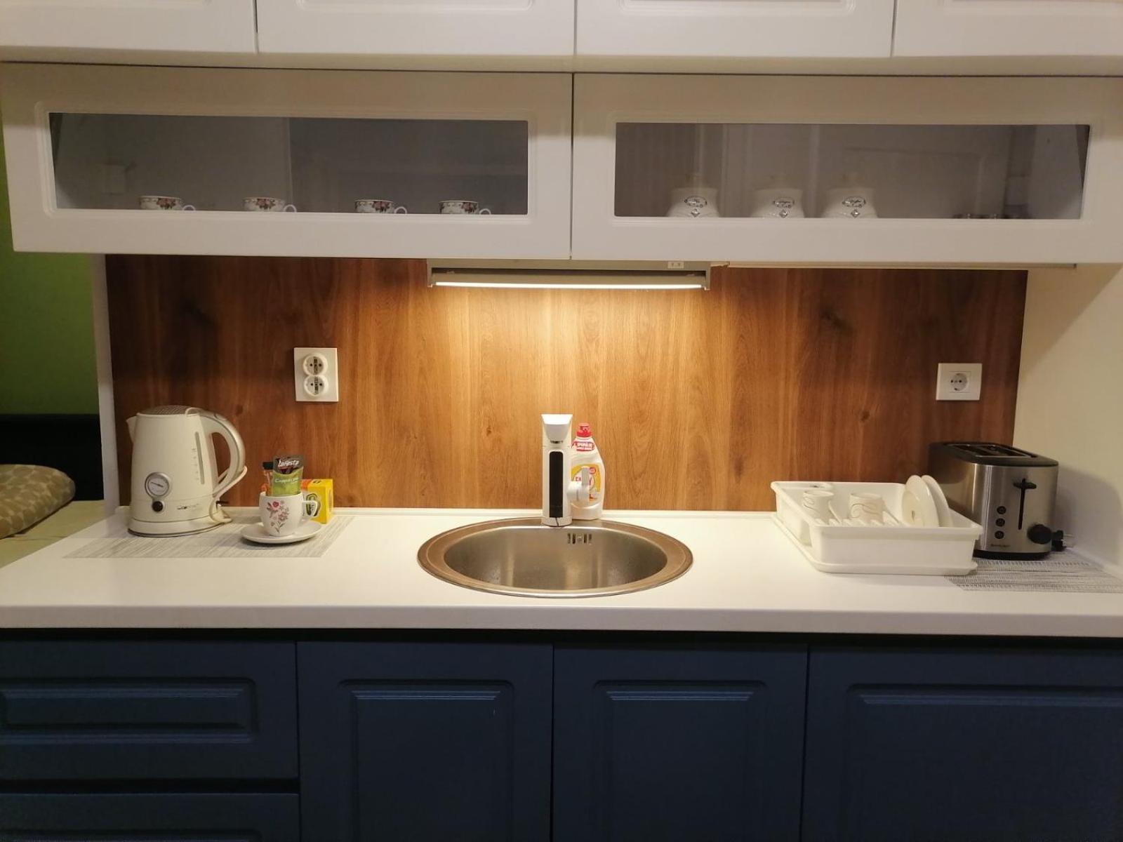 Kingston Apartment Pirot Bagian luar foto